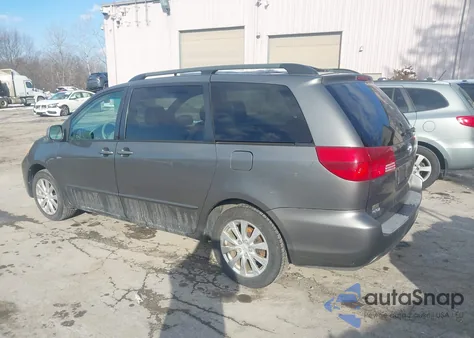 2005 Toyota Sienna Xle z USA, uszkodzony, nr VIN 5TDZA22C95S334653